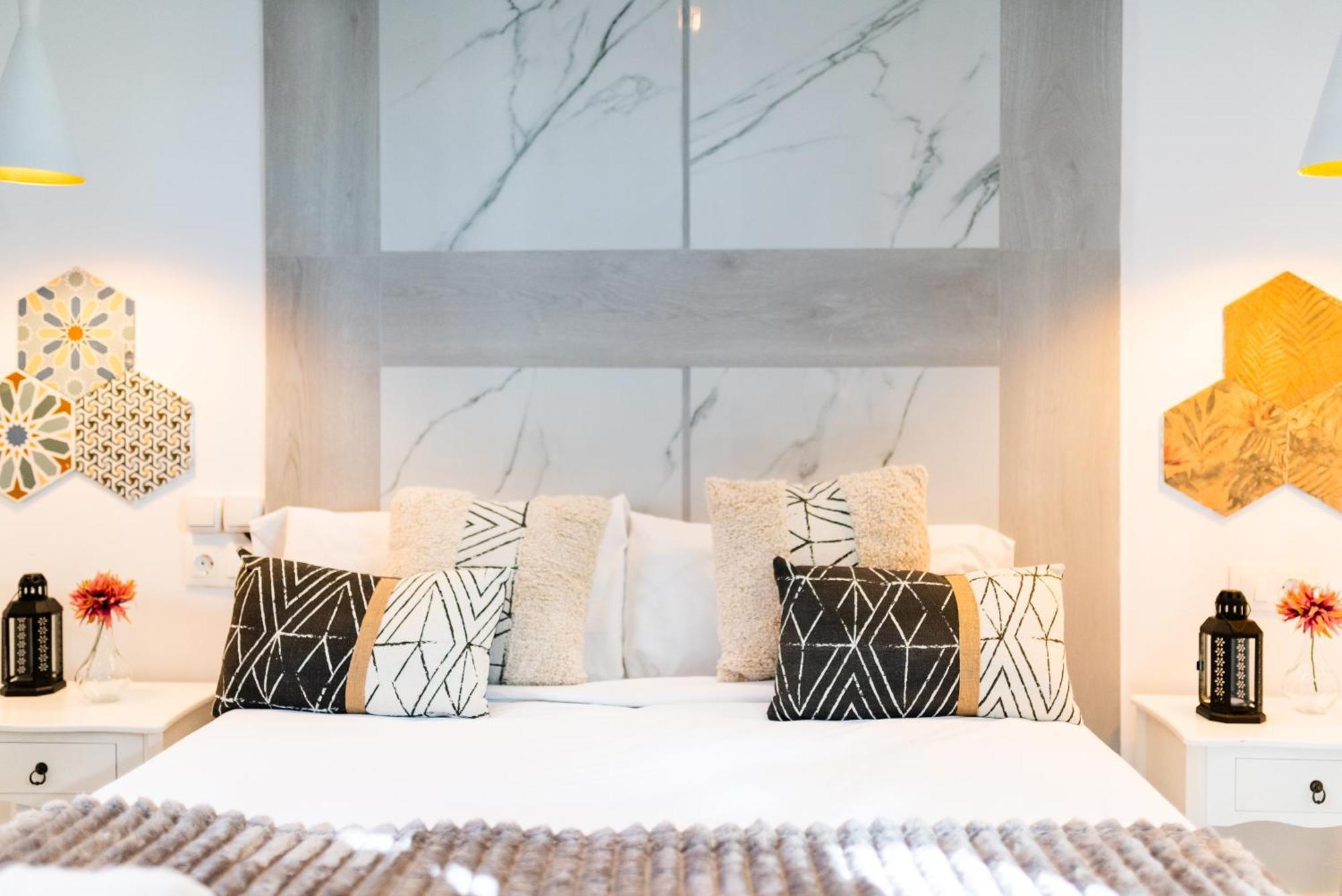 Reyes Albaicin Apartment กรานาดา ภายนอก รูปภาพ